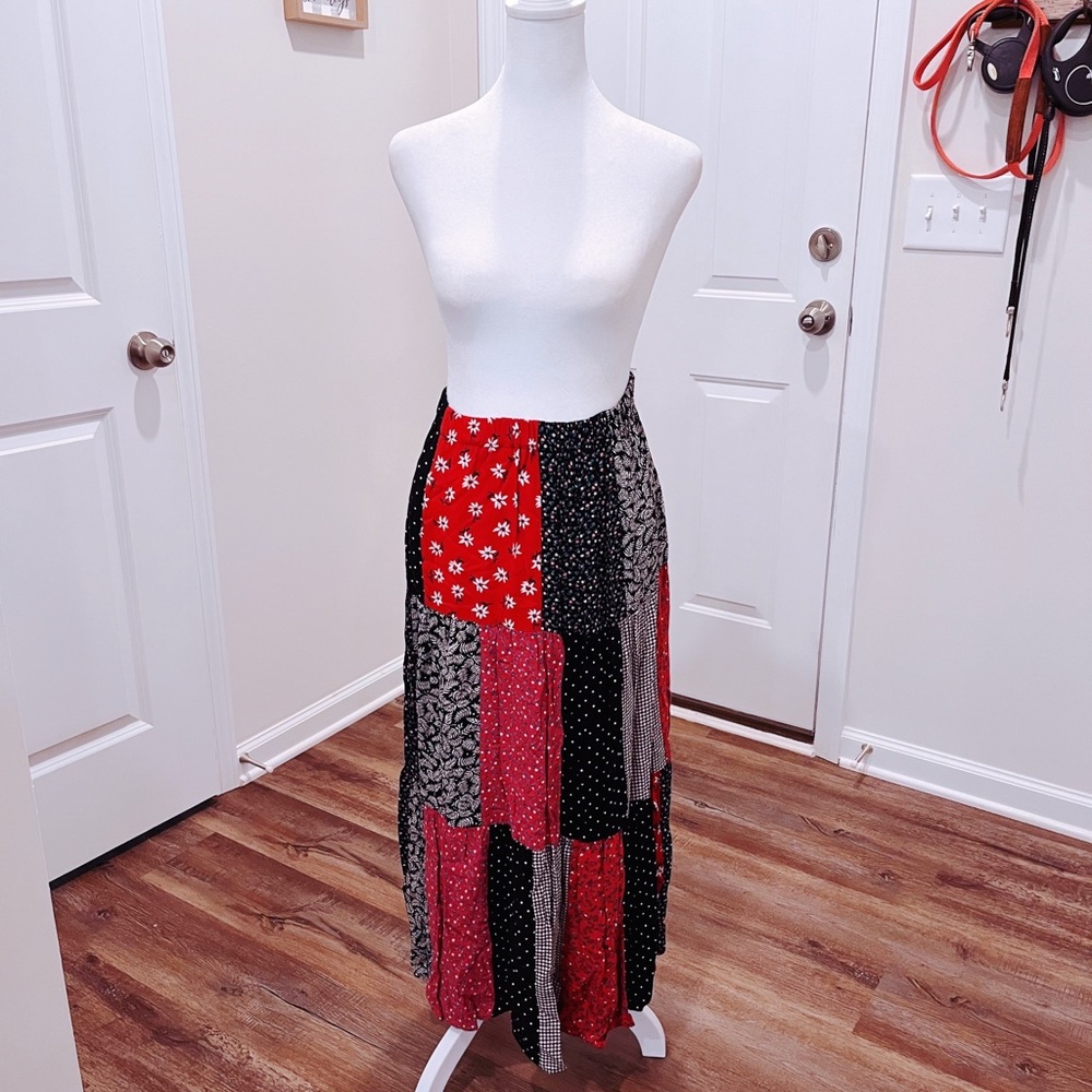 Vintage Lucia Lubben Broomstick Skirt.  Size L.